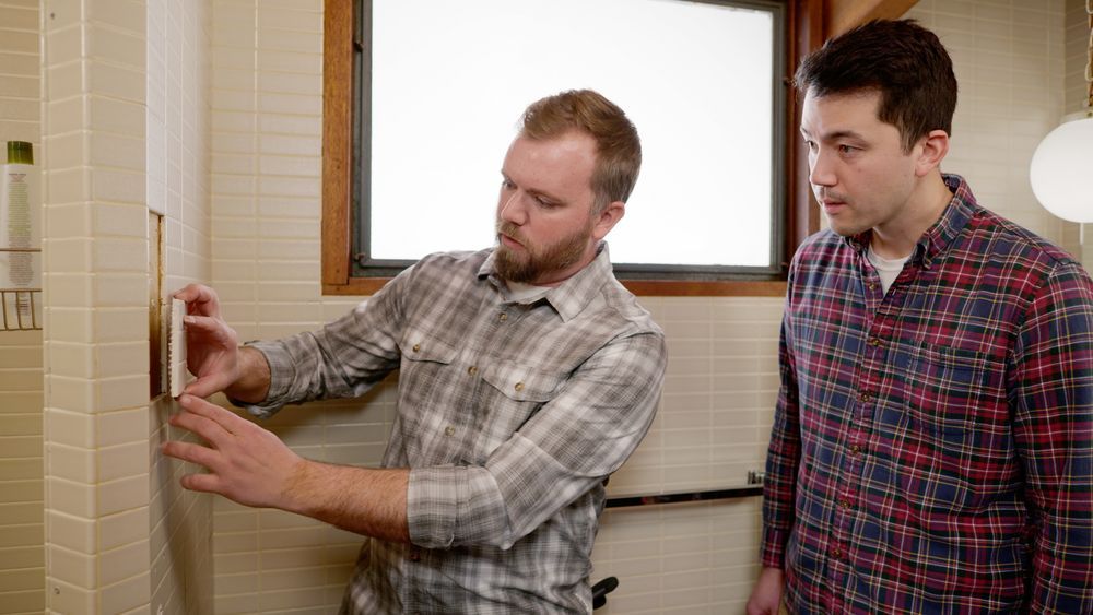 S22 E26: Nathan Gilbert replaces bathroom wall tile
